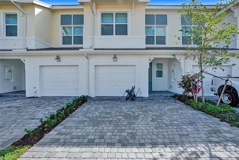 1st image of 616 Parsons Way
