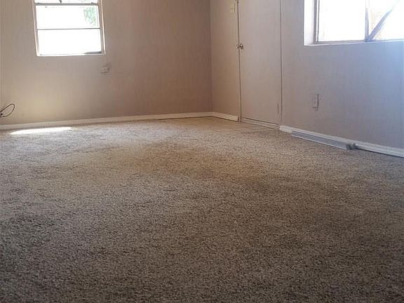 4th image of 684 Chaparro St