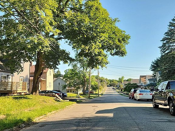 5th image of 34 19th St NW