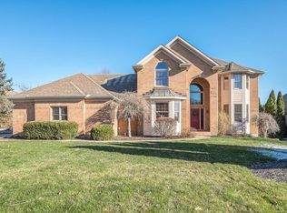 2804 Stone Mill Pl, Dayton, OH 45434