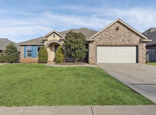 2805 NW 173rd St, Edmond, OK 73012