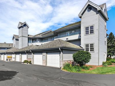 5391 Mariners Cove Dr Unit 207, Madison, WI, 53704