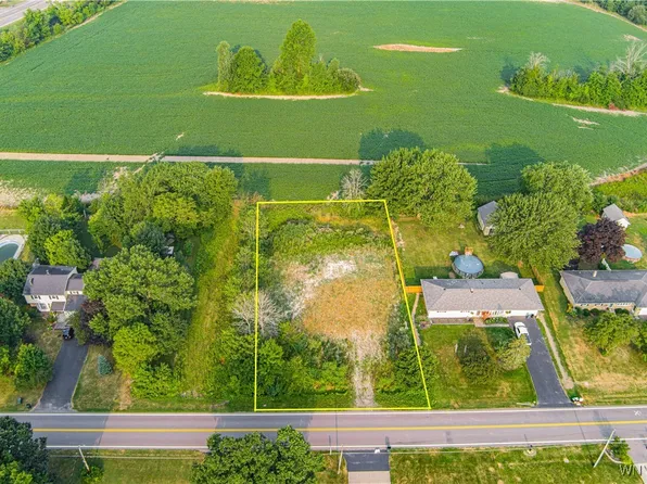 Errick Rd #31, North Tonawanda, NY 14120