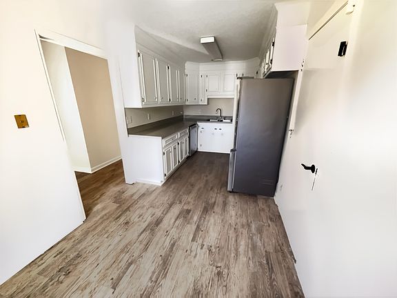 2nd image of 136 Ashton Dr