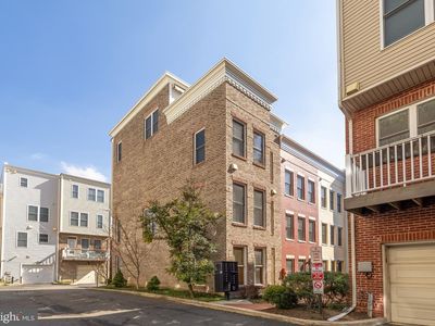 920 4th St SE, Washington, DC, 20003