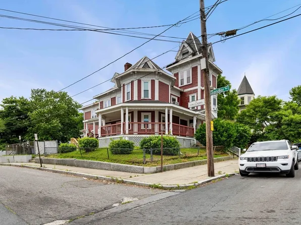 284 Washington St, Haverhill, MA 01832