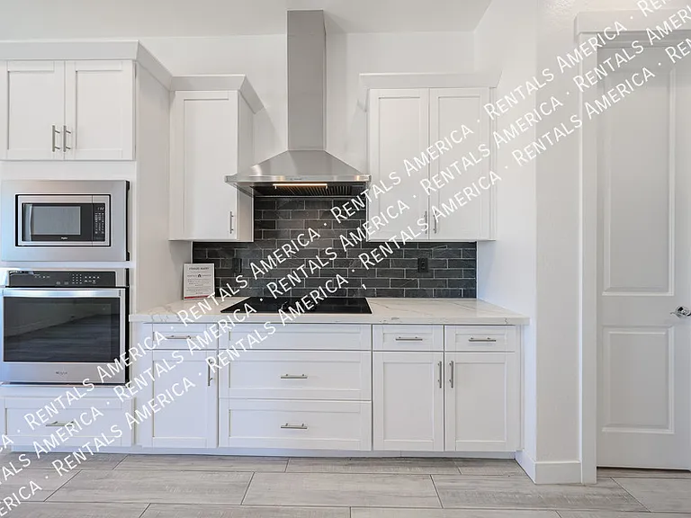 31219 N 136th Way — Photo 24