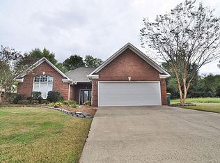 310 Battlefield Dr, Tupelo, MS 38801