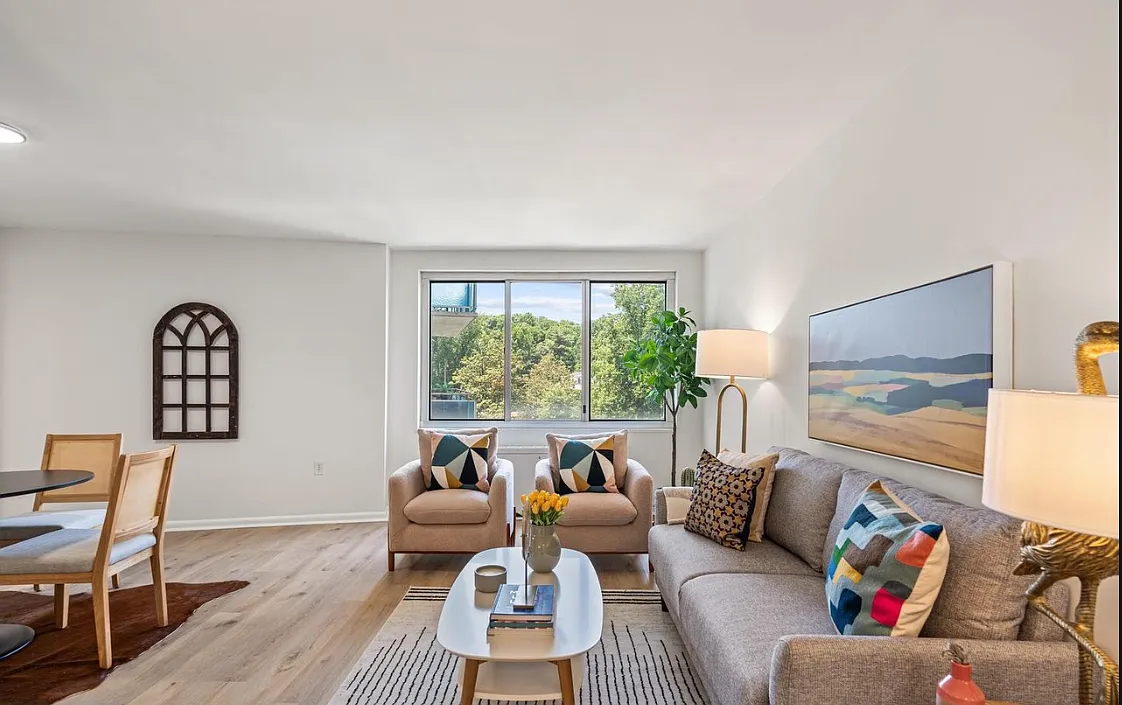 1 bed, 702 sqft, $2,000 — Photo 2