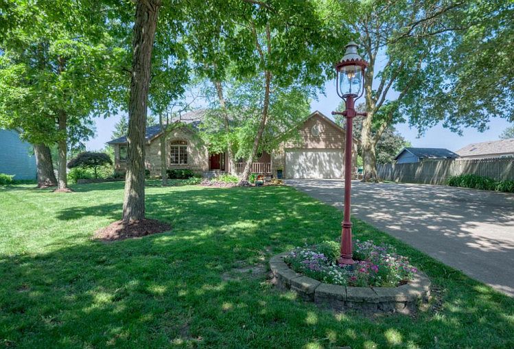 1st image of 1502 Janet Dr