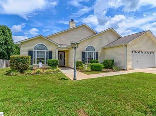 507 Kingfisher Dr, Simpsonville, SC 29680