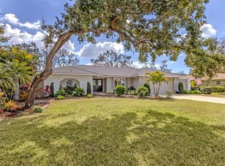 1388 Vermeer Dr, Nokomis, FL 34275