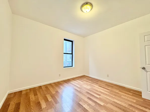 27-16 23rd Street image 6 of 7