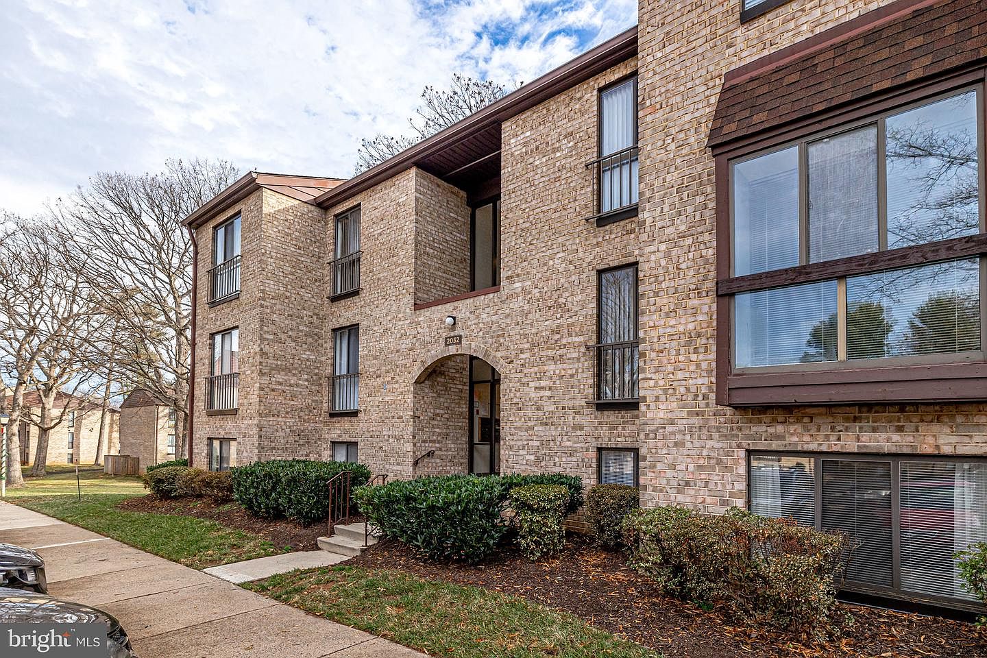 2052 Royal Fern Ct APT 12B, Reston, VA 20191 Zillow