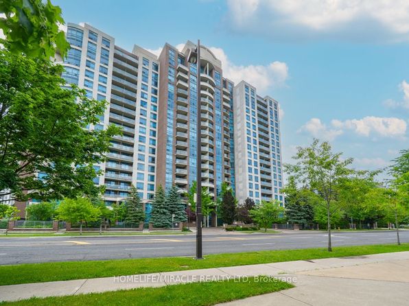 233 Beecroft Rd #318, Toronto, ON M2N 6Z9