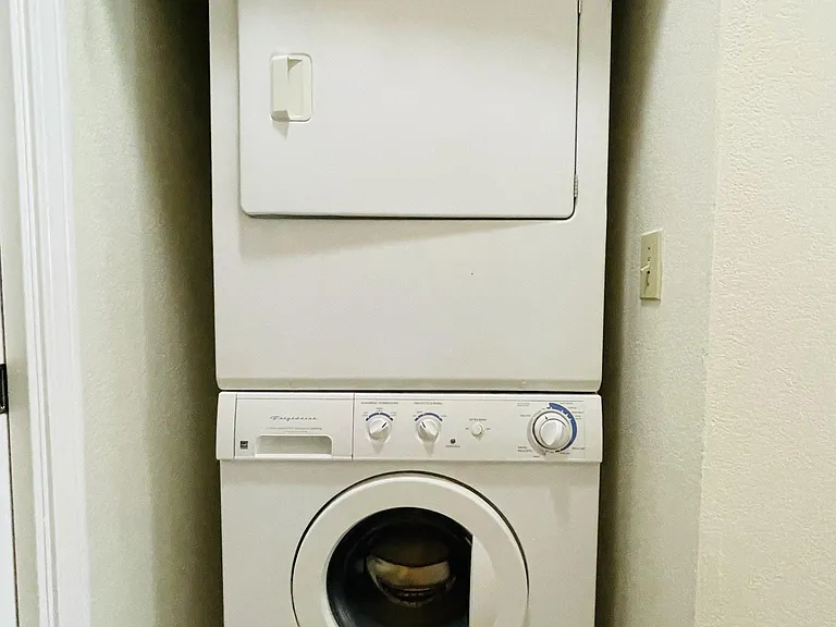 In unit Washer / Dryer