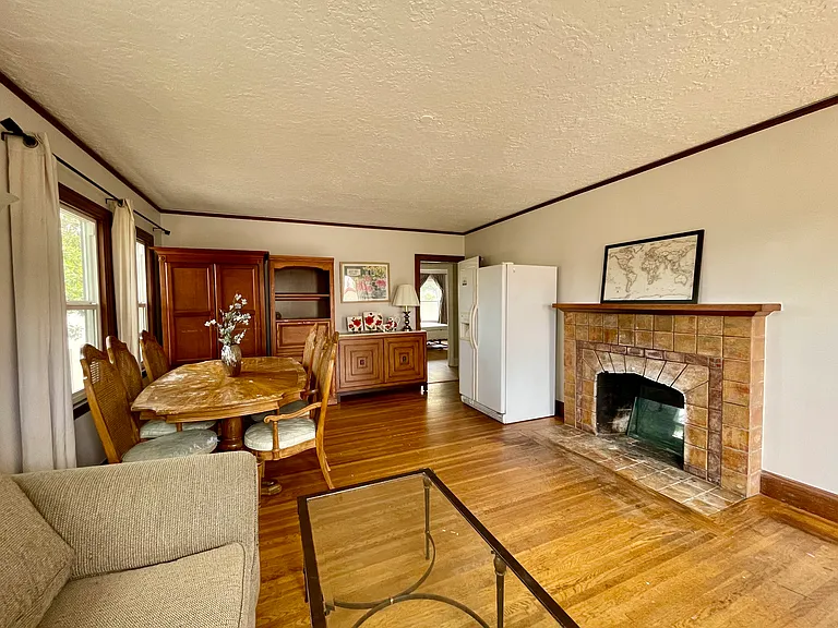 1765 Spruce St — Photo 3