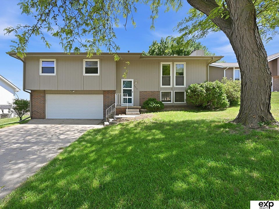 1st image of 5819 N 127th Ave
