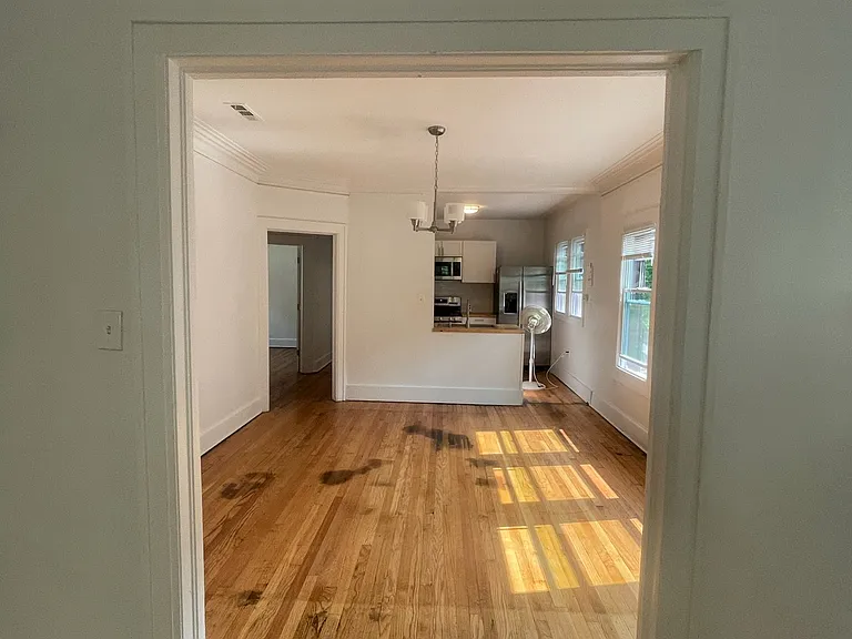 Dining room, newly refinished floorings.