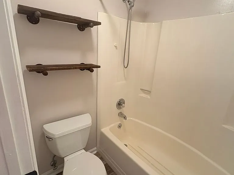 2165 Milledge Ave #A12 — Photo 14