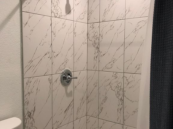 4th image of 657 Frandale Ave