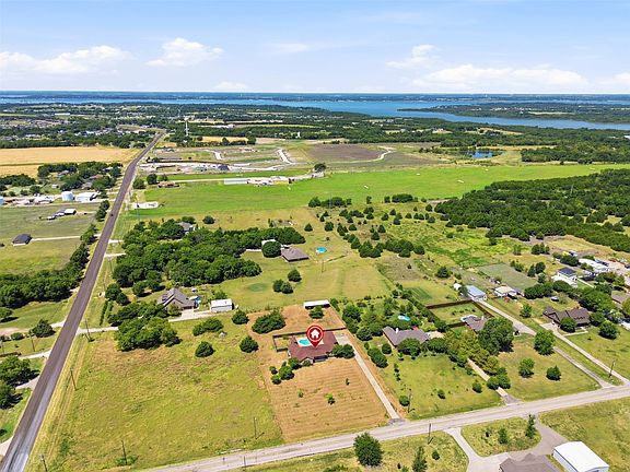 3rd image of 5642 County Road 597
