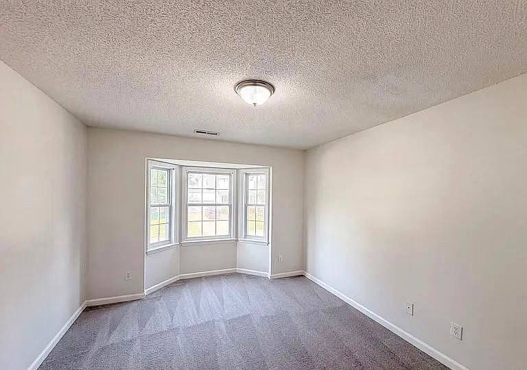 1st image of 6113 Remington Lake Dr