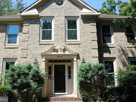 3rd image of 4800 N Hill Dr