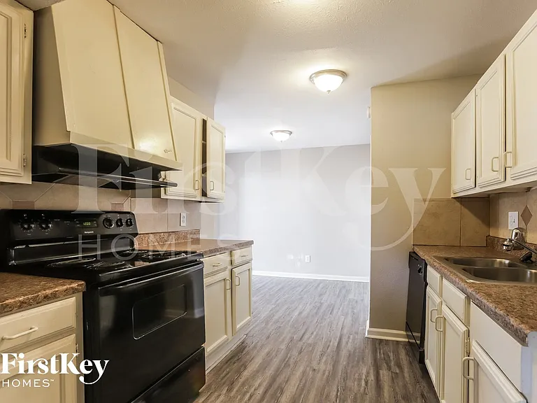 24011 Reagon Canyon Dr — Photo 6