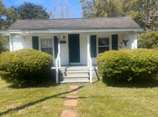 1508 Bay St, Morehead City, NC 28557