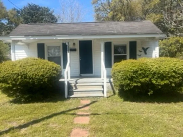 1508 Bay St, Morehead City, NC 28557