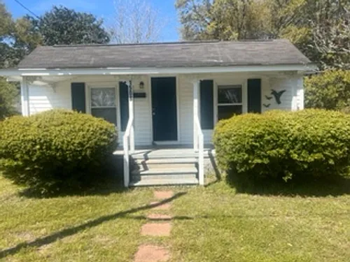 1508 Bay St Photo 1