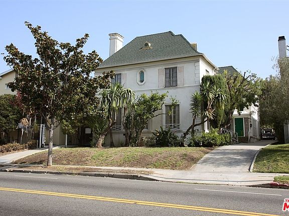 2nd image of 446 1/2 S Wilton Pl