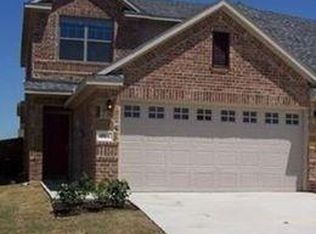 4914 Villas Dr, Sanger, TX 76266