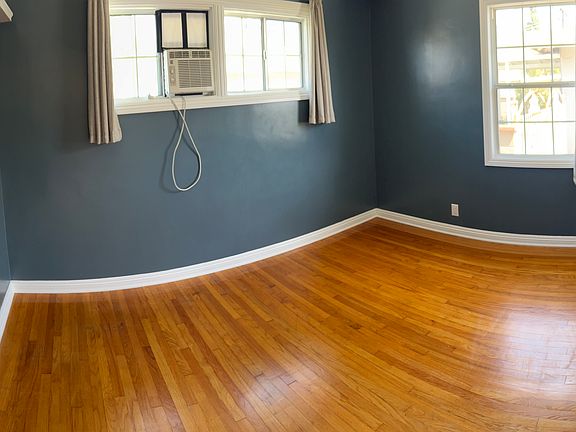 4th image of 4429 Lindsey Ave
