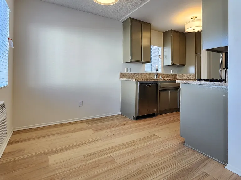 1550 Armacost Ave #105 — Photo 8