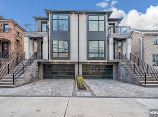 260 Myrtle Ave, Fort Lee, NJ 07024