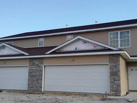 4th image of 2769 W 83rd Ln