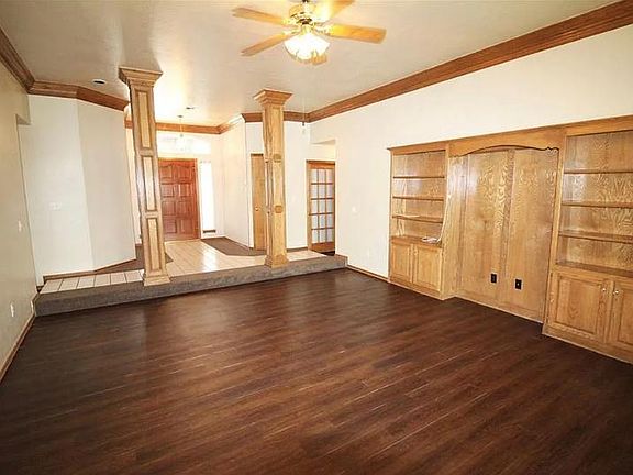 3rd image of 2921 SW 124th Ct