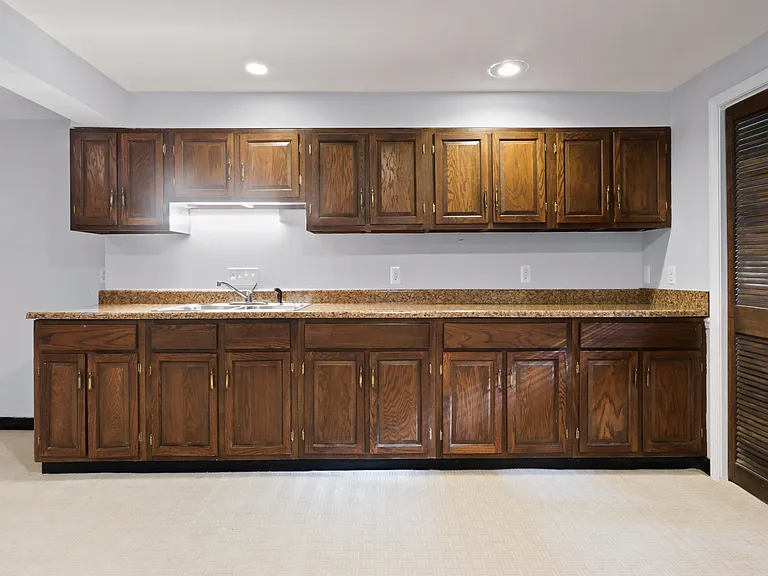 6543 Cedarwood Ct — Photo 7