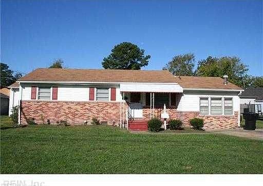 1st image of 826 Gay Ave