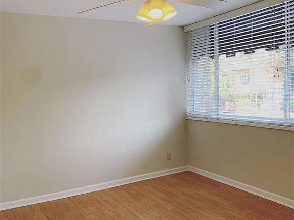 5th image of 631 E Palm Ave #F