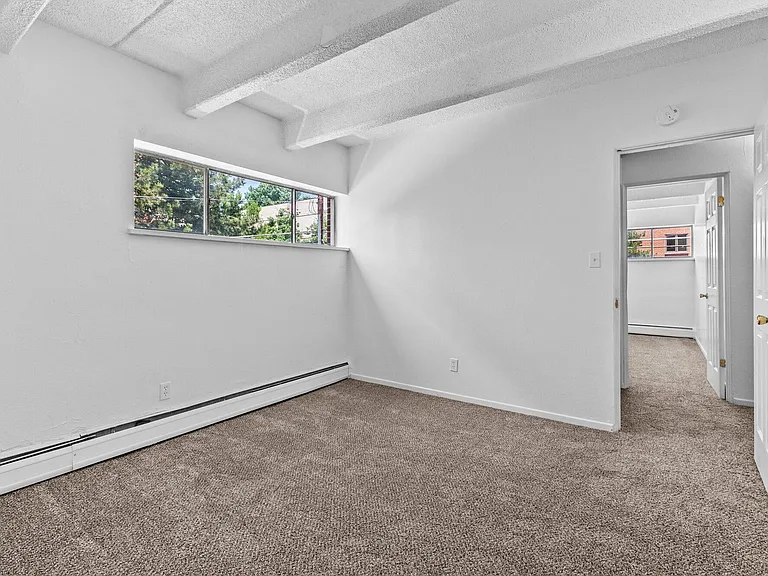 2401 S Gaylord St #204 — Photo 15