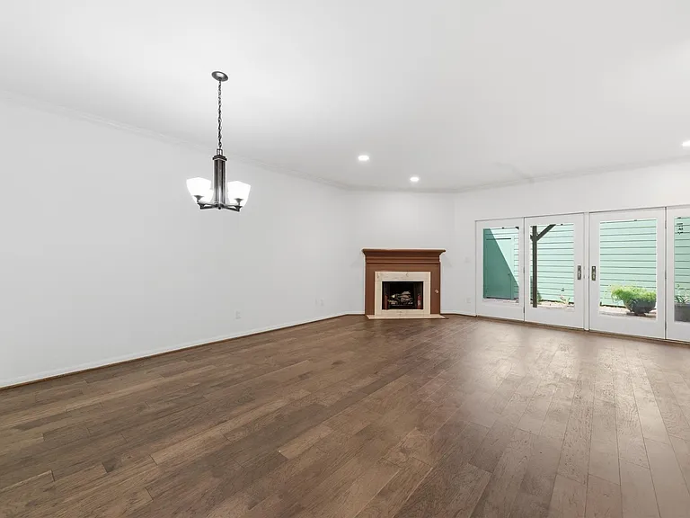 8614 Oakford Dr — Photo 9