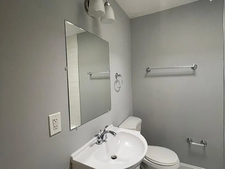 3607 W Lexington St — Photo 20