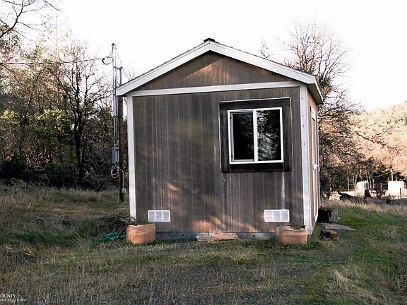 3rd image of 14763 Begonia Way
