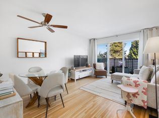 2125 W 2nd Ave #303, Vancouver, BC