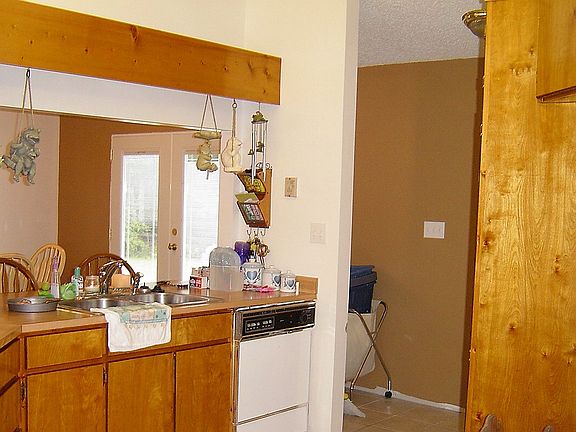 5th image of 559 Pine Brook Cir
