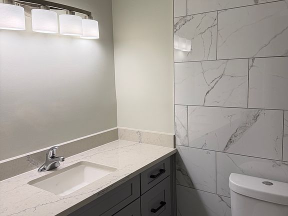 4th image of 1900 Richard Jones Rd APT C204