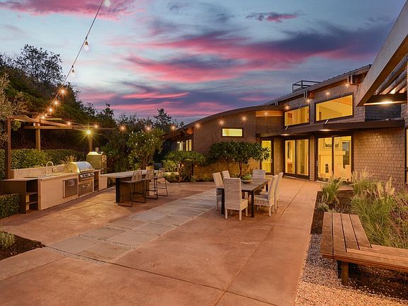 3rd image of 13700 Wildflower Ln